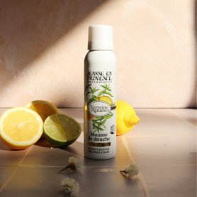 Discover this Original Shower foam with this beautiful scent from French provence